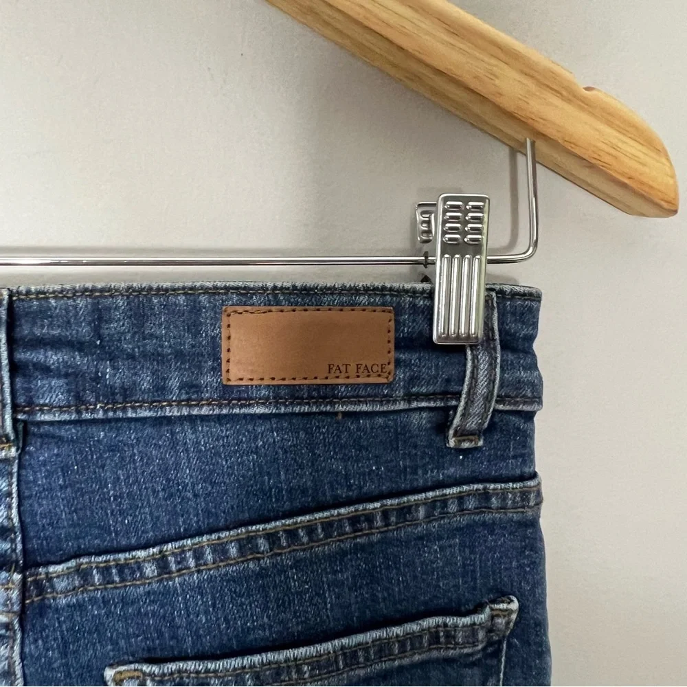 NEW Fat Face Chesham Girlfriend Jeans Denim High Rise Size 2 - Picture 11 of 16